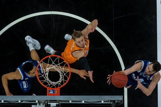 他冷静分析 他冷静分析