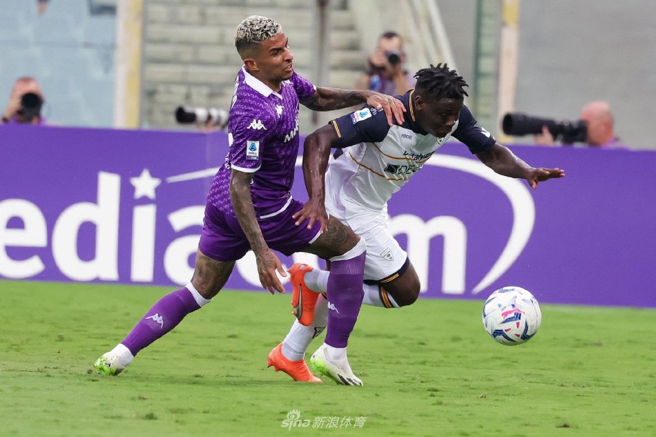 气质备受球 气质备受球