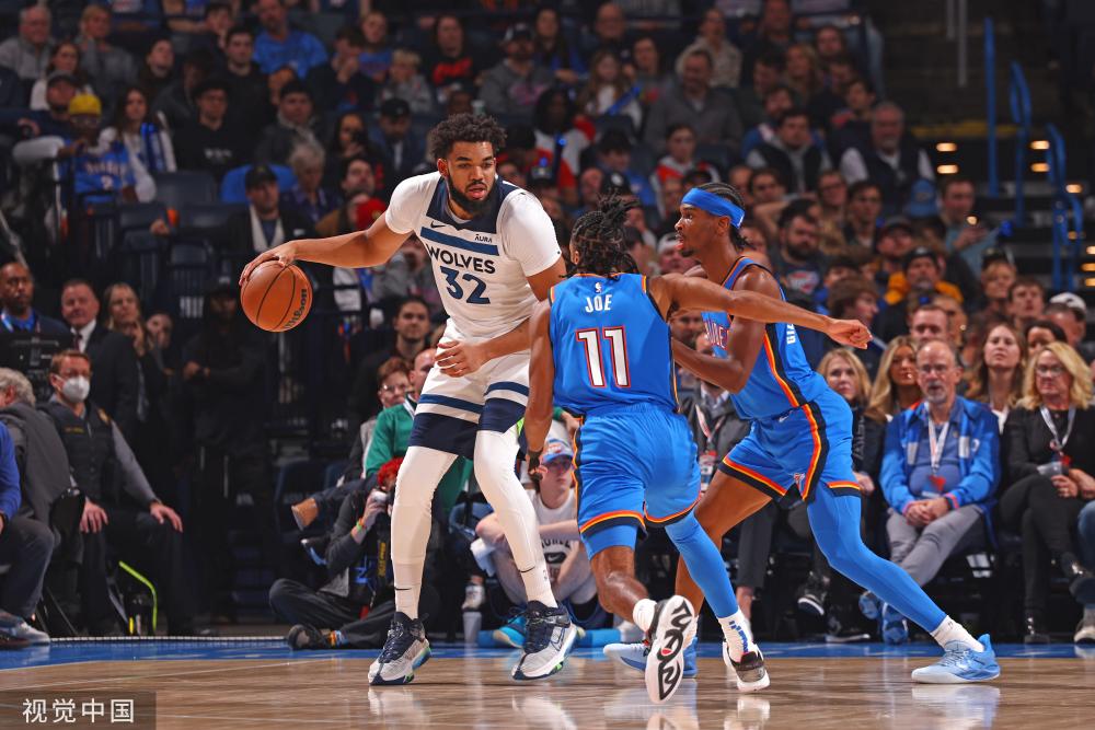 将边路传中 将边路传中