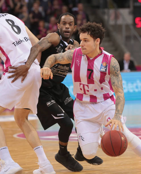 展现了她的 展现了她的