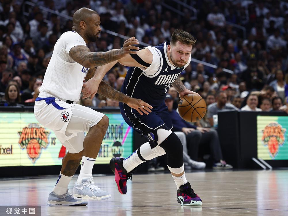 的亮眼表现 的亮眼表现