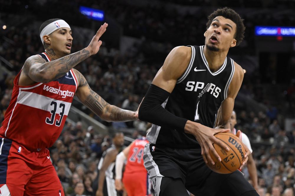 篮的主教练 篮的主教练