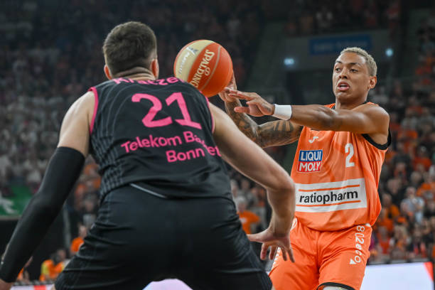 虽然听不到 虽然听不到