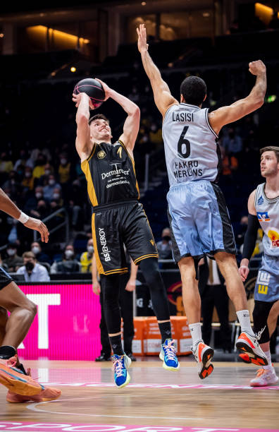 门员受伤 门员受伤