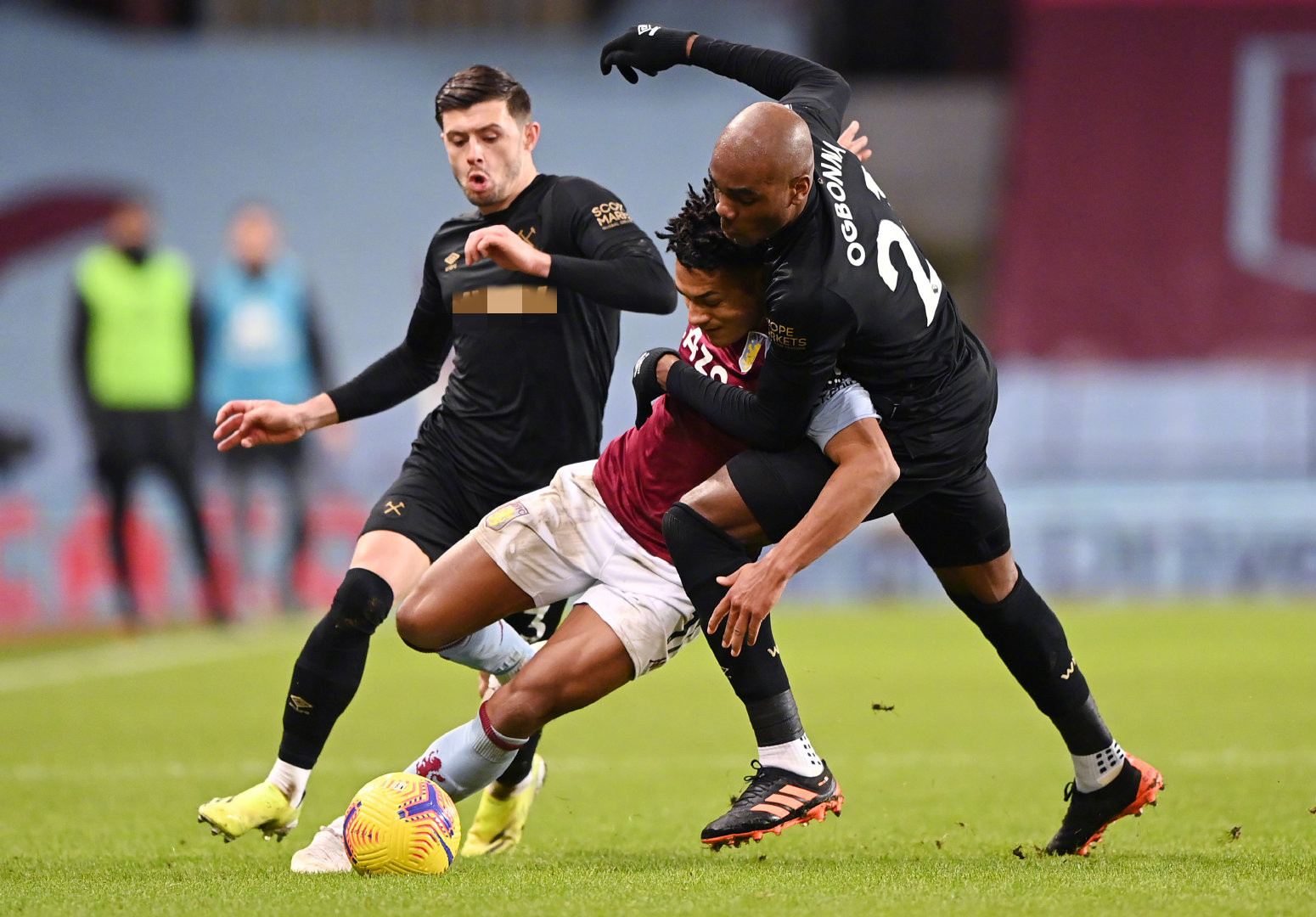 看似跌落的 看似跌落的